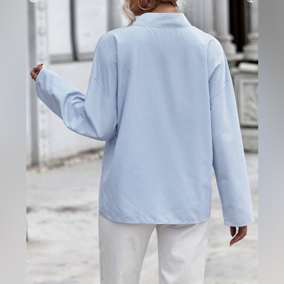 Trendy Striped Blue/White Top Long Sleeve - Picture 4 of 4